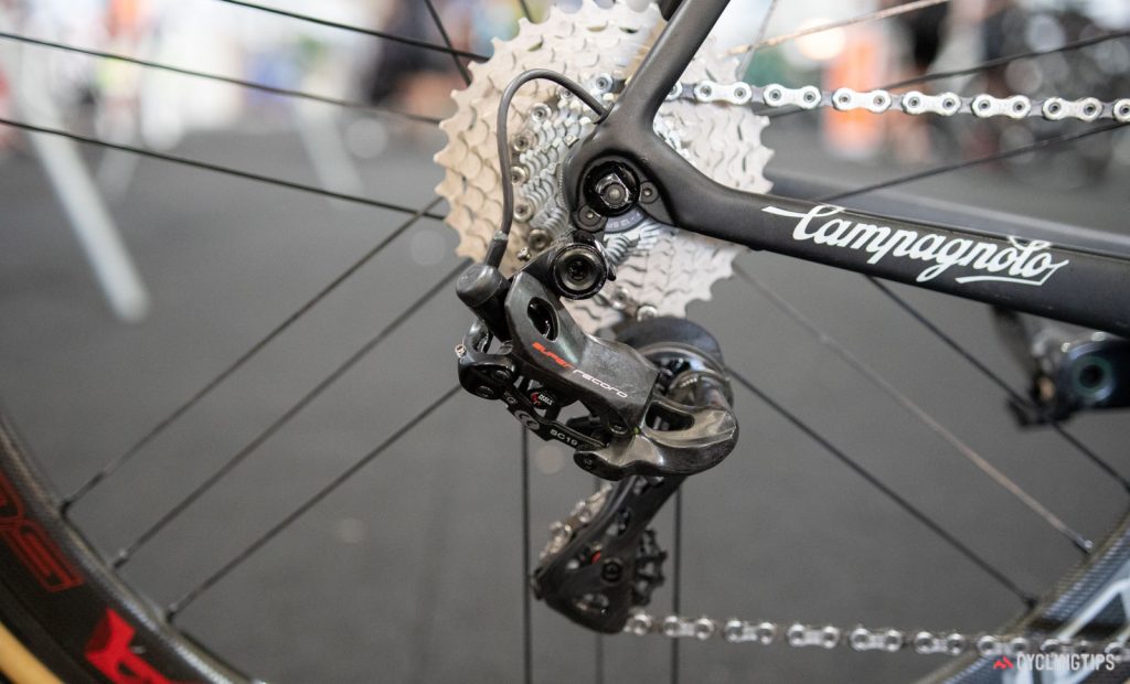 Tour du web Campagnolo-Super-Record-EPS-12-speed-spotted-2