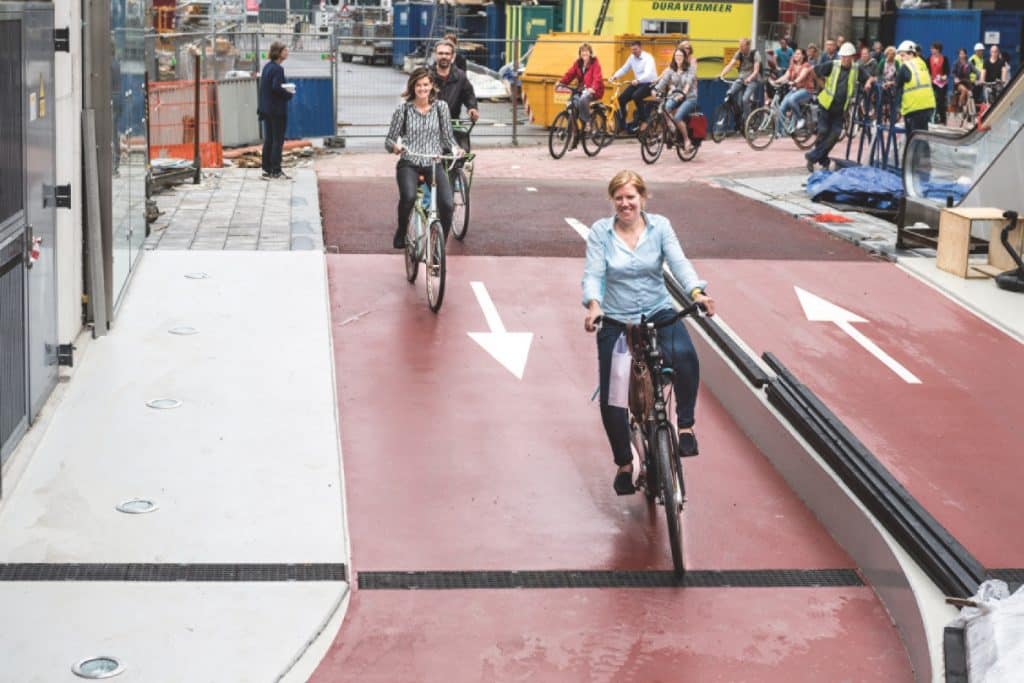 Infrastructures monde Utrecht_stationnement