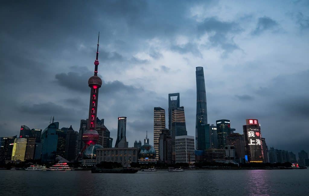 Pearl Tower soir (Shanghai, Chine)