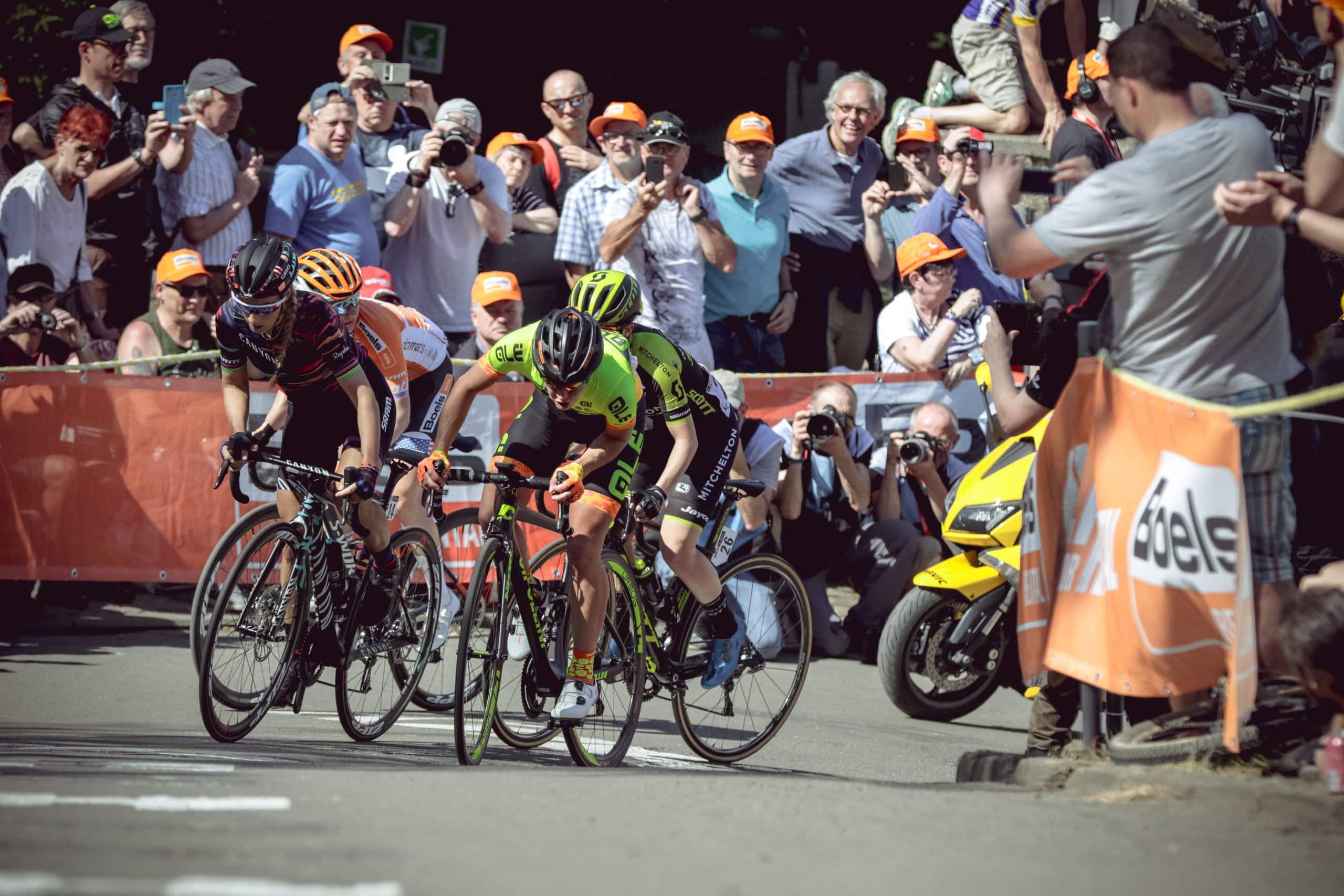 Femmes cycling