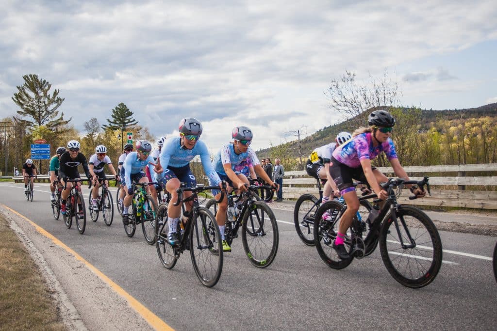 women cycling quebec