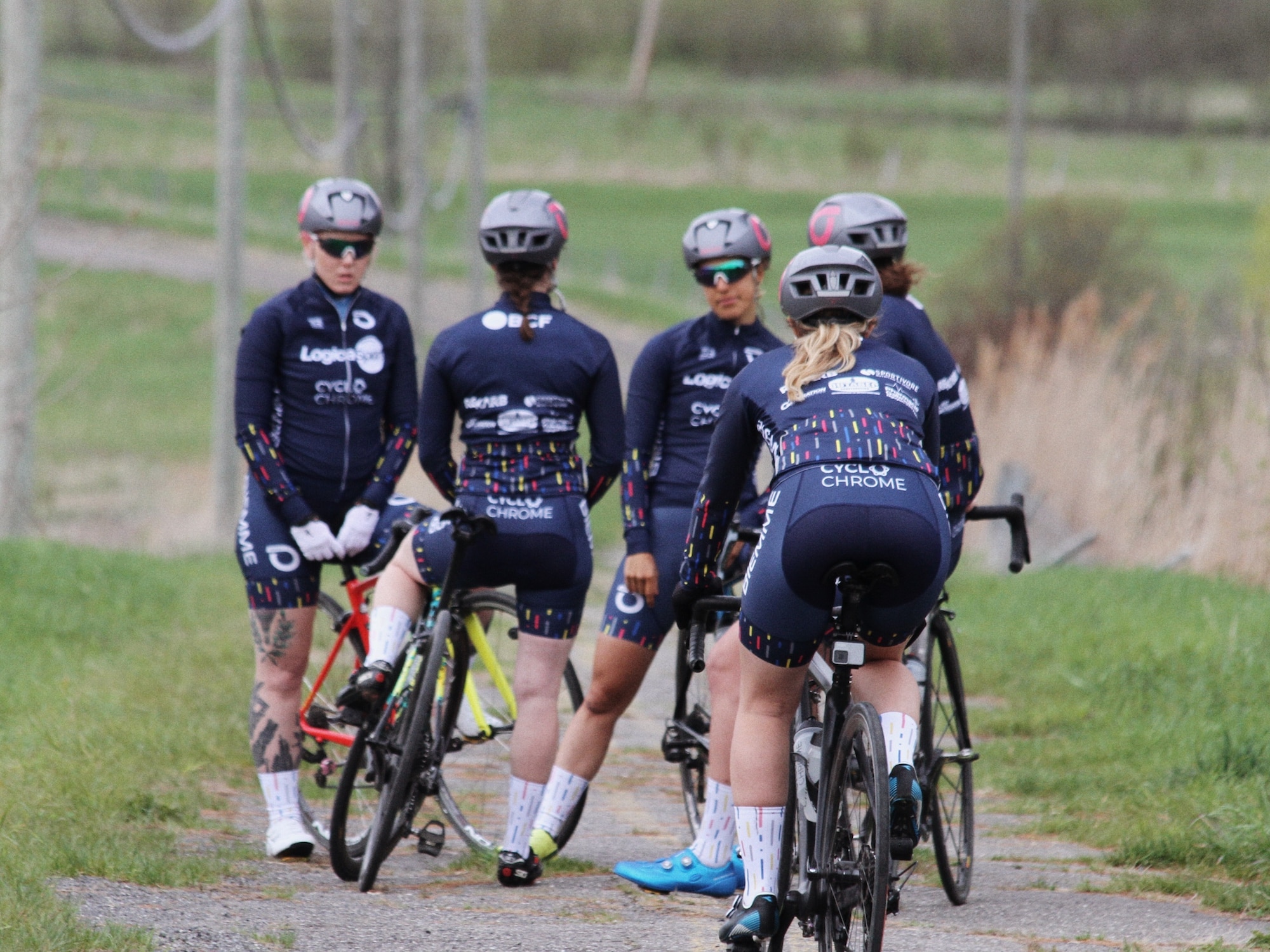 À la recherche d'une selle vélo de route femme confortable