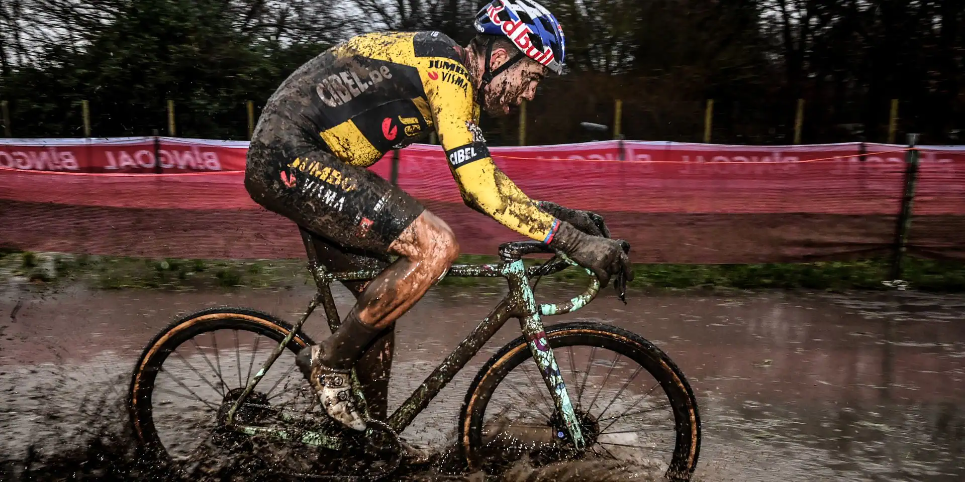 Terrain velo cross outlet