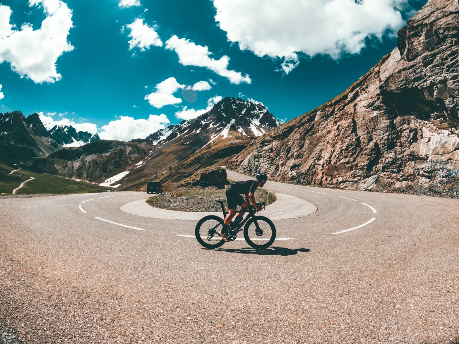 Alpes a velo La tournee des grands espaces Velo Mag